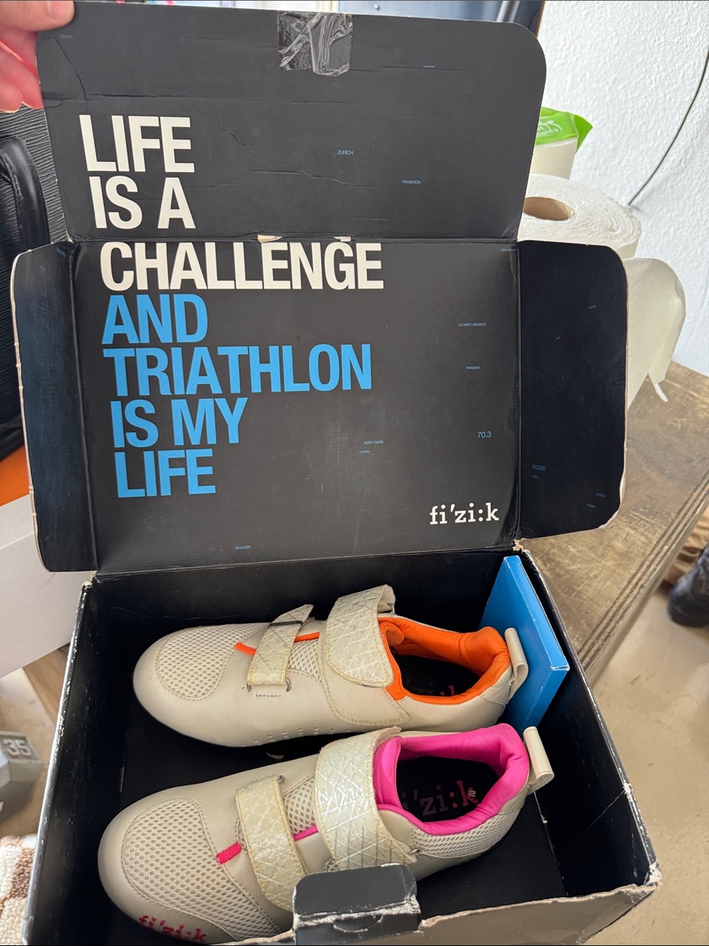 Fizik Women's Cycling Shoes in Cream with Pink & Orange Accents